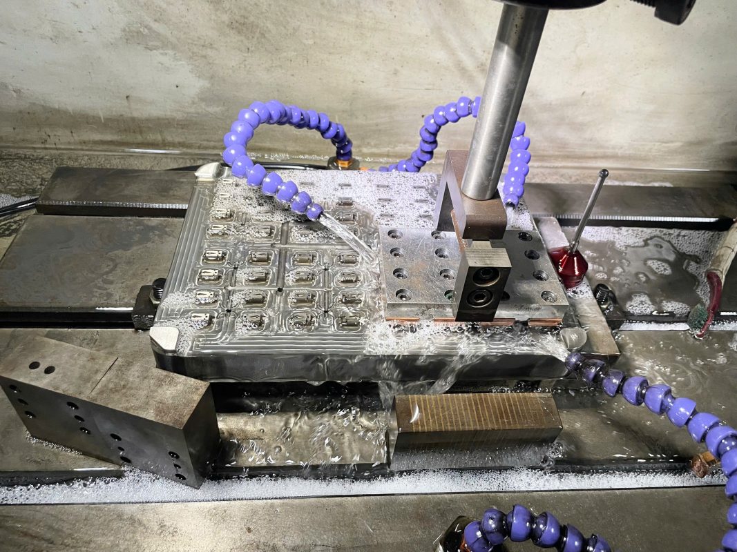 Hàn laser Đoàn Hùng Vina