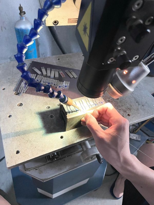 Hàn laser Đoàn Hùng Vina